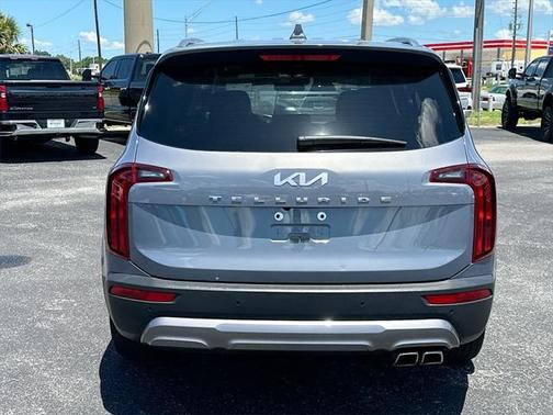 2022 Kia Telluride S