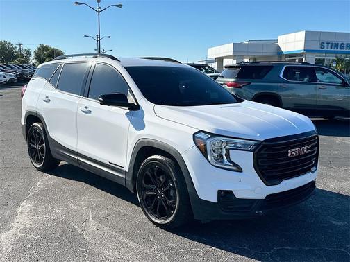 2022 GMC Terrain SLT