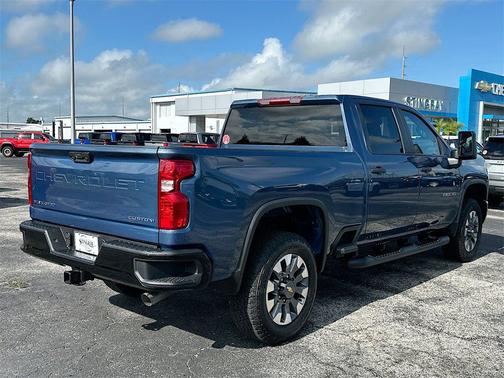 2025 Chevrolet Silverado 2500 Custom