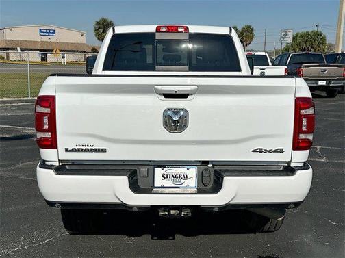 2023 RAM 2500 Laramie Crew Cab 4x4 6'4' Box