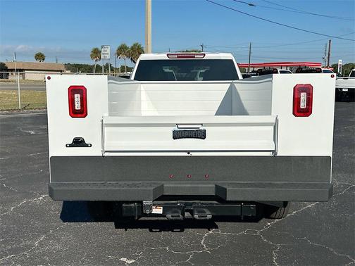 2025 Chevrolet Silverado 3500 WT