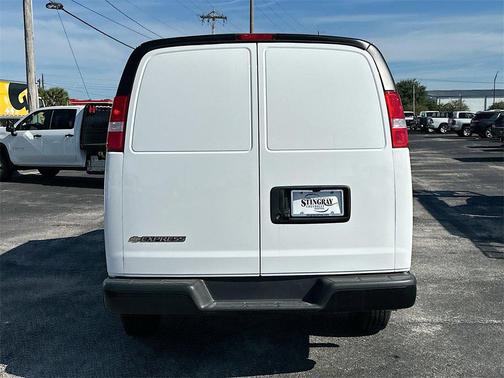 2025 Chevrolet Express 2500 RWD 2500 Regular Wheelbase WT