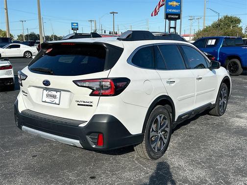 2022 Subaru Outback Touring XT