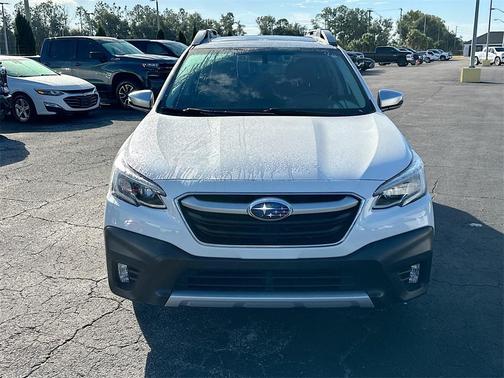 2022 Subaru Outback Touring XT
