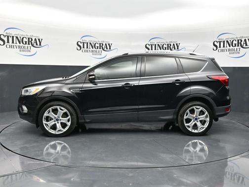 Agate Black Metallic 2019 Ford Escape Titanium