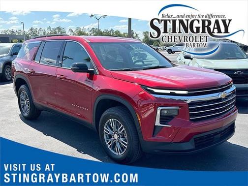 2025 Chevrolet Traverse LT