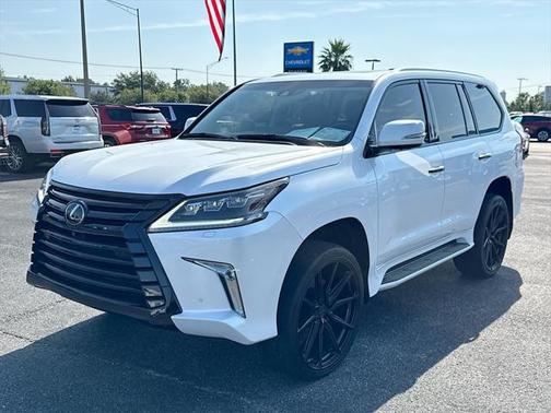 2021 Lexus LX 570 Three-Row