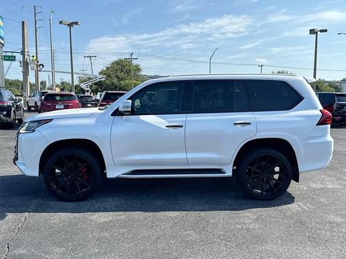 2021 Lexus LX 570 Three-Row