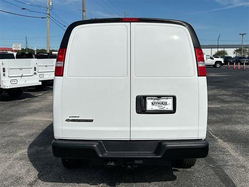 2025 Chevrolet Express 2500 RWD 2500 Regular Wheelbase WT