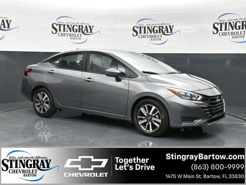 Gun Metallic 2025 Nissan Versa 1.6 SV