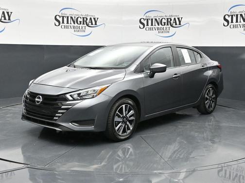 Gun Metallic 2025 Nissan Versa 1.6 SV