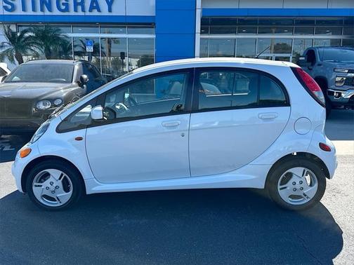 2014 Mitsubishi i-MiEV ES
