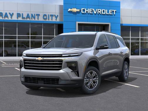 Sterling Gray Metallic 2026 Chevrolet Traverse LT