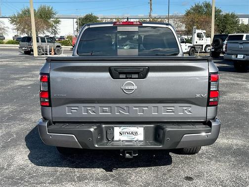 2024 Nissan Frontier SV