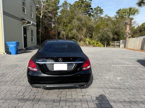 2018 Mercedes-Benz C-Class C 300 4dr Sedan