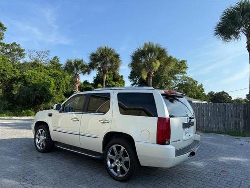 2007 Cadillac Escalade Base