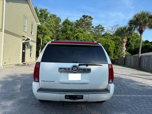 2007 Cadillac Escalade Base