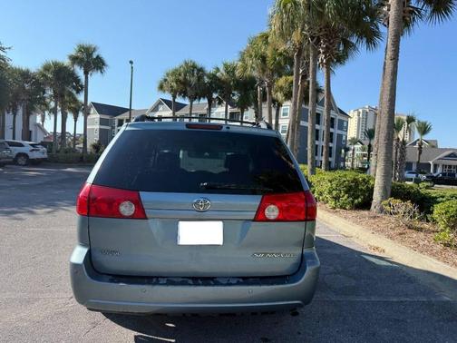2008 Toyota Sienna XLE Limited