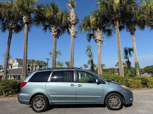 2008 Toyota Sienna XLE Limited