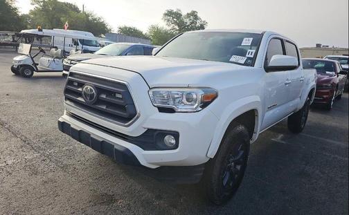 White 2020 Toyota Tacoma SR5