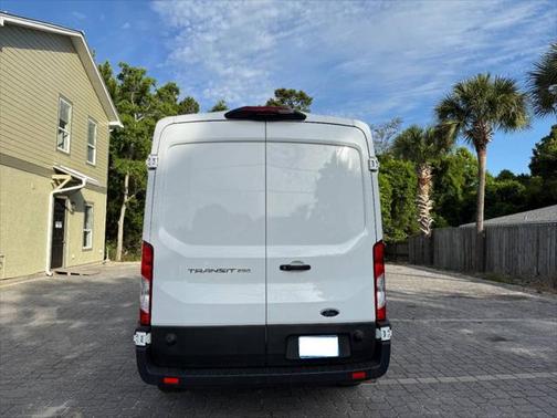 2022 Ford Transit-250 Base
