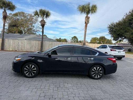 2017 Nissan Altima 2.5 SV