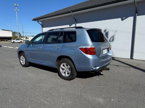 2010 Toyota Highlander SE