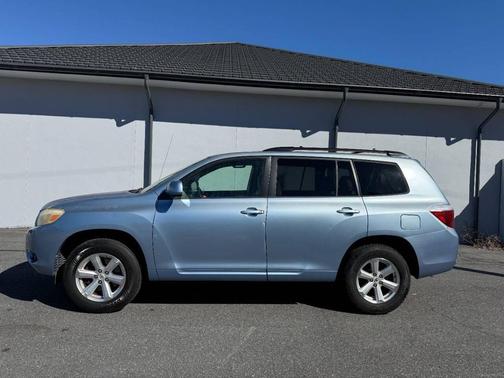 2010 Toyota Highlander SE