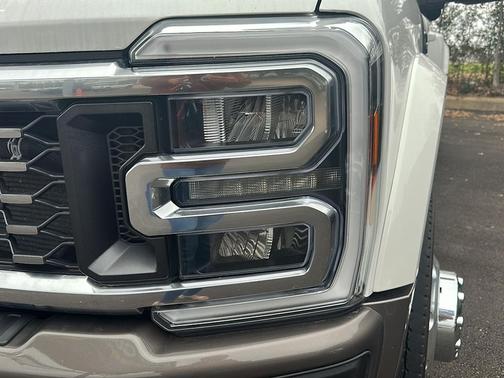 2023 Ford F-450 King Ranch