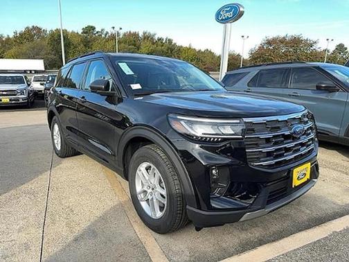 Agate Black Metallic 2026 Ford Explorer Active