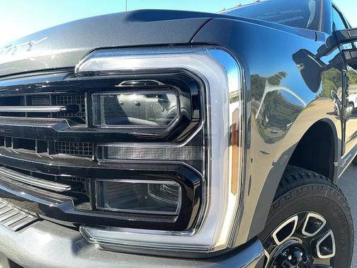 2026 Ford F-250 Platinum