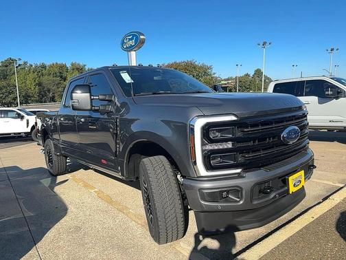 2026 Ford F-250 Platinum