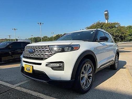 Oxford White 2023 Ford Explorer Limited