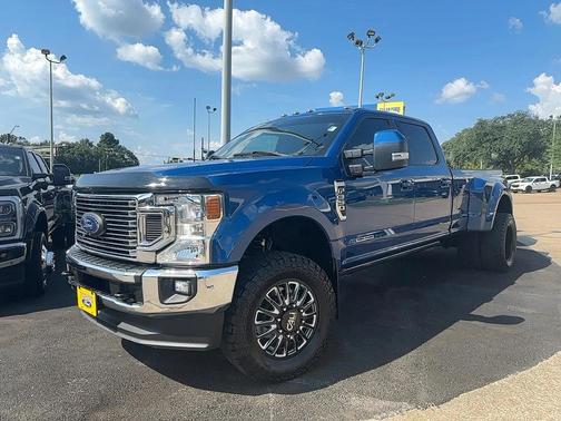 2022 Ford F-350 Lariat