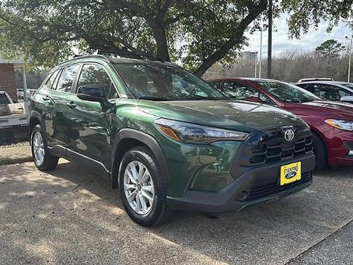 2026 Toyota Corolla Cross LE