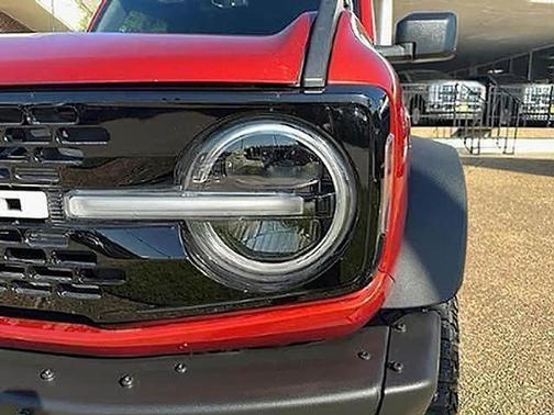 Hot Pepper Red Metallic Tinted Clearcoat 2023 Ford Bronco Wildtrak