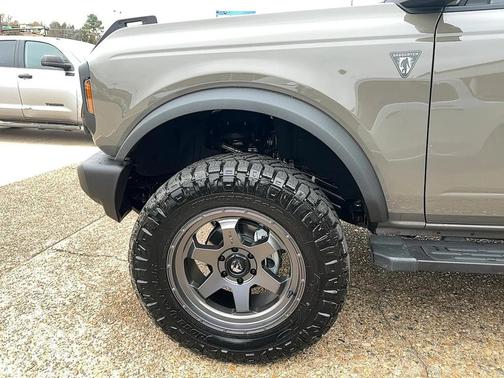 2025 Ford Bronco Base