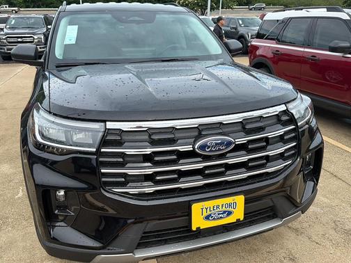 Agate Black Metallic 2026 Ford Explorer Active