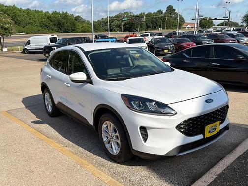 White 2020 Ford Escape SE