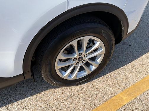 White 2020 Ford Escape SE