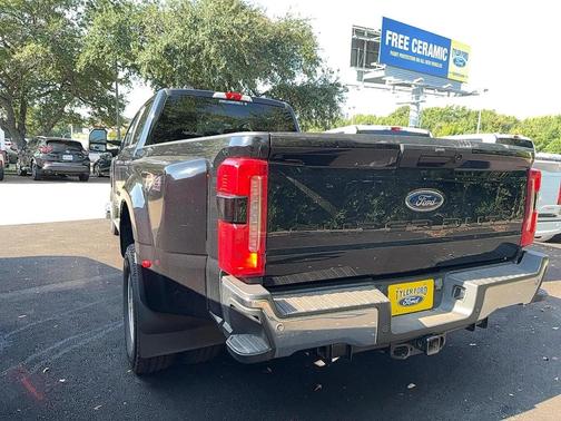 2023 Ford F-350 XLT
