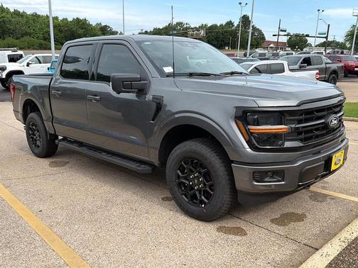 Carbonized Gray Metallic 2026 Ford F-150 XLT