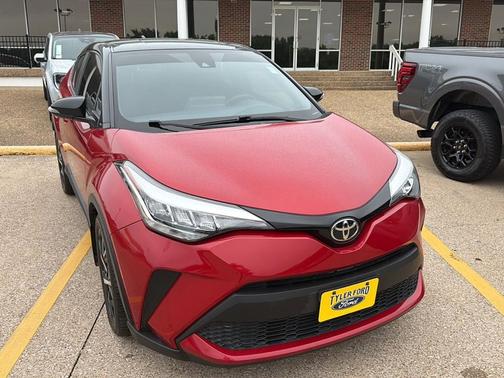 Supersonic Red 2020 Toyota C-HR XLE