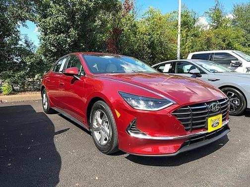 2023 Hyundai SONATA SE