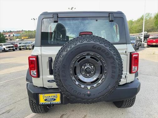 2025 Ford Bronco Base