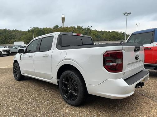 2025 Ford Maverick Lobo