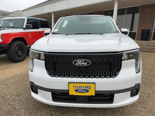 2025 Ford Maverick Lobo