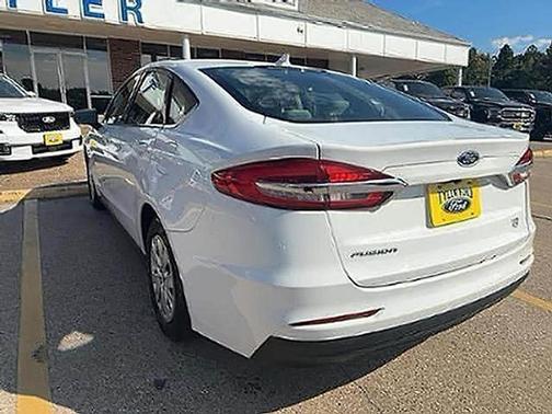 Oxford White 2020 Ford Fusion S