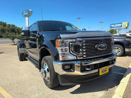 2022 Ford F-350 Lariat