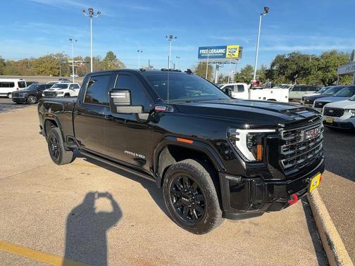 2025 GMC Sierra 2500 AT4